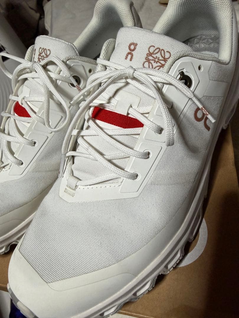 た*ず様 【美品】On LOEWE オン ロエベ コラボスニーカー