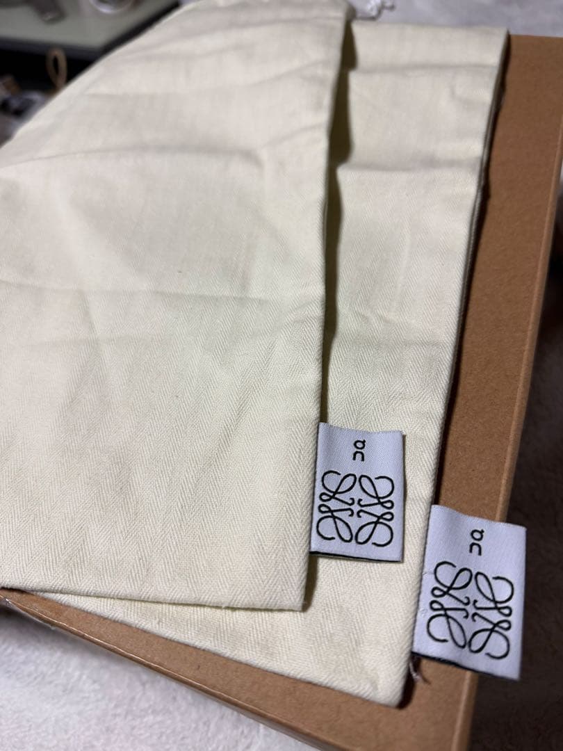 た*ず様 【美品】On LOEWE オン ロエベ コラボスニーカー