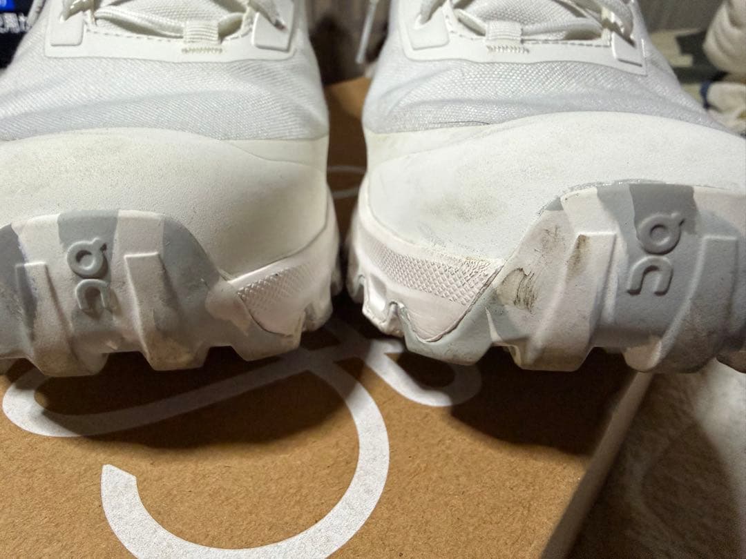 た*ず様 【美品】On LOEWE オン ロエベ コラボスニーカー