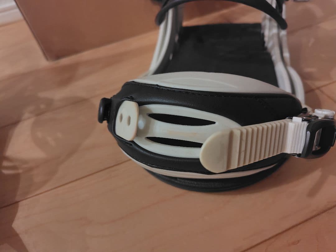 Burton ビンディング MISSION Mサイズ