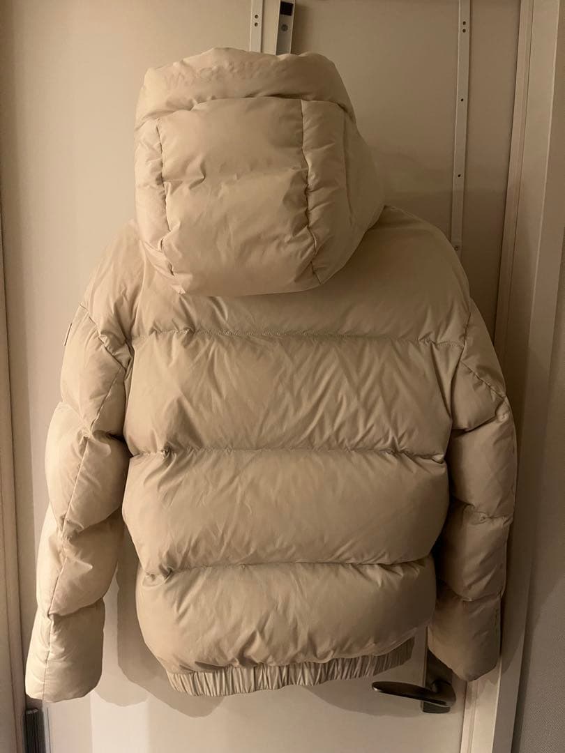 WOOLRICH ウールリッチ ダウンジャケット オフホワイト　Sサイズ相当