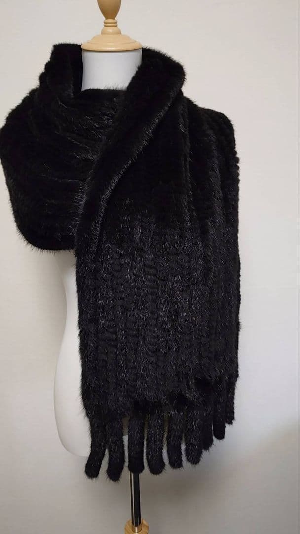みぽぷショール、ブラックファーミンクフリンジ付き