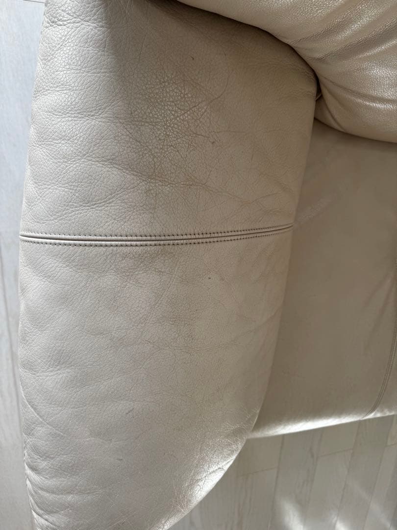 【送料込み】カリモク ZT8312レザー 2人掛けソファ（使用に問題なし）