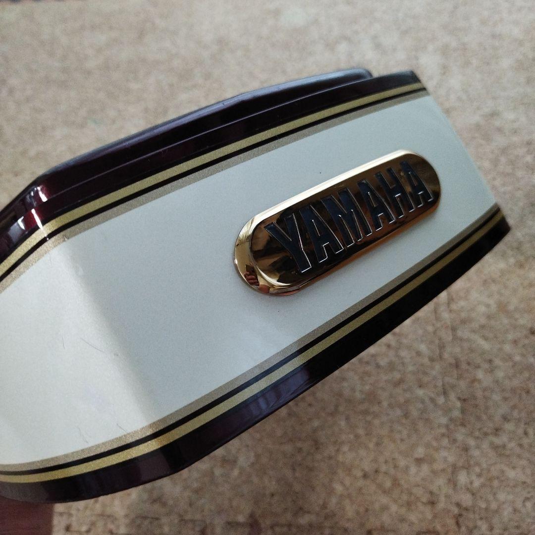 SR400 シートカウル　ミヤビマルーン