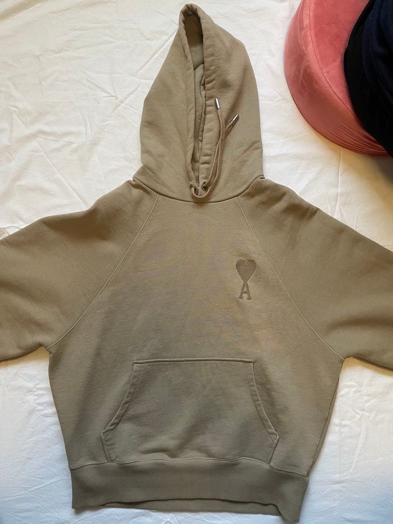 ナ*ロ様 ami ベージュ フード付きパーカー