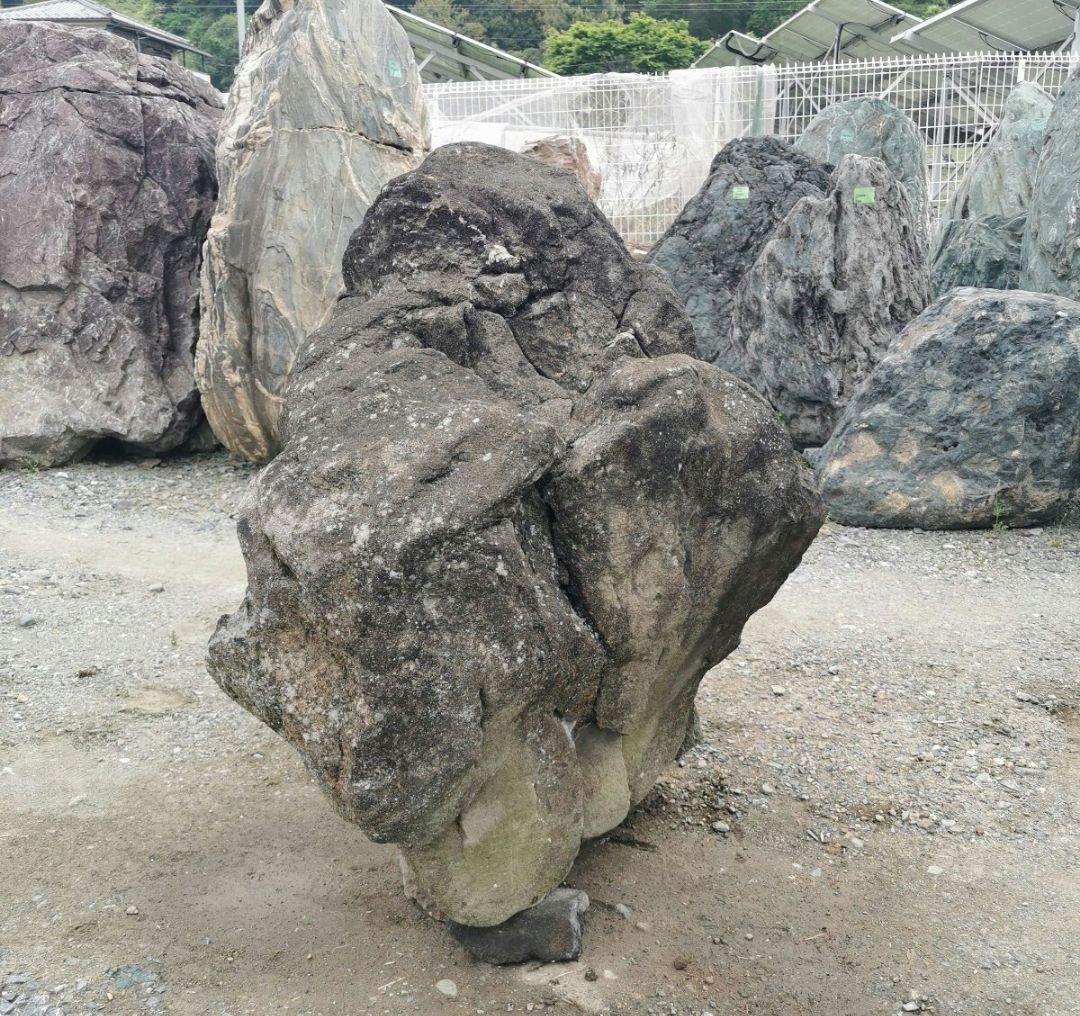鳥海石　604キロ　庭石　石　石材 庭　坪庭　ガーデニング