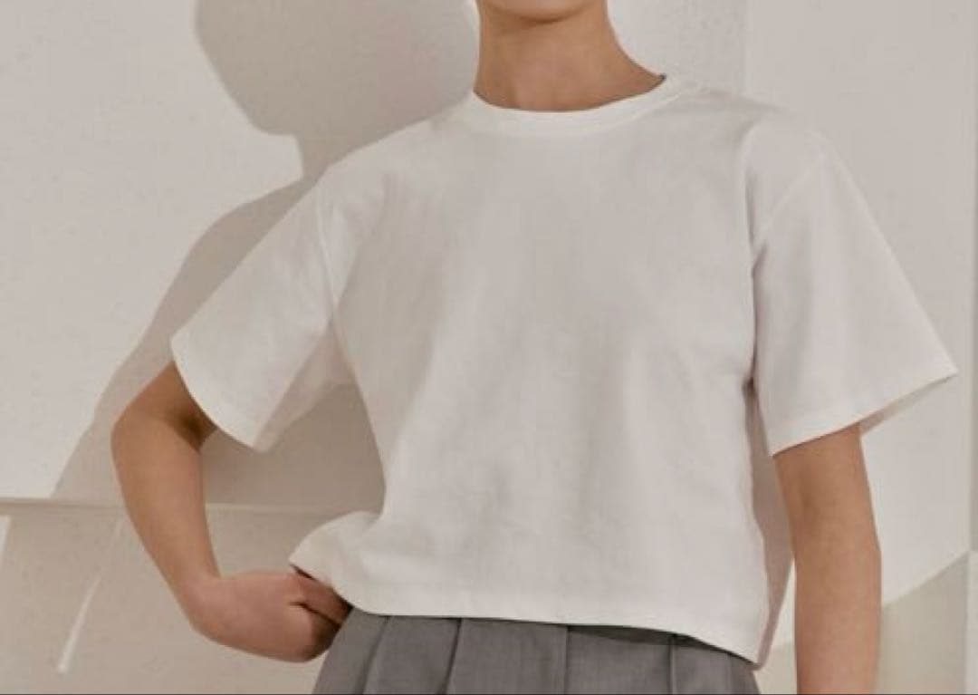 YONFA　ボクシークロップドティー　白 未使用