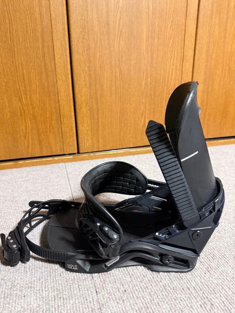 SALOMON ホログラム　ブラック ビンディング
