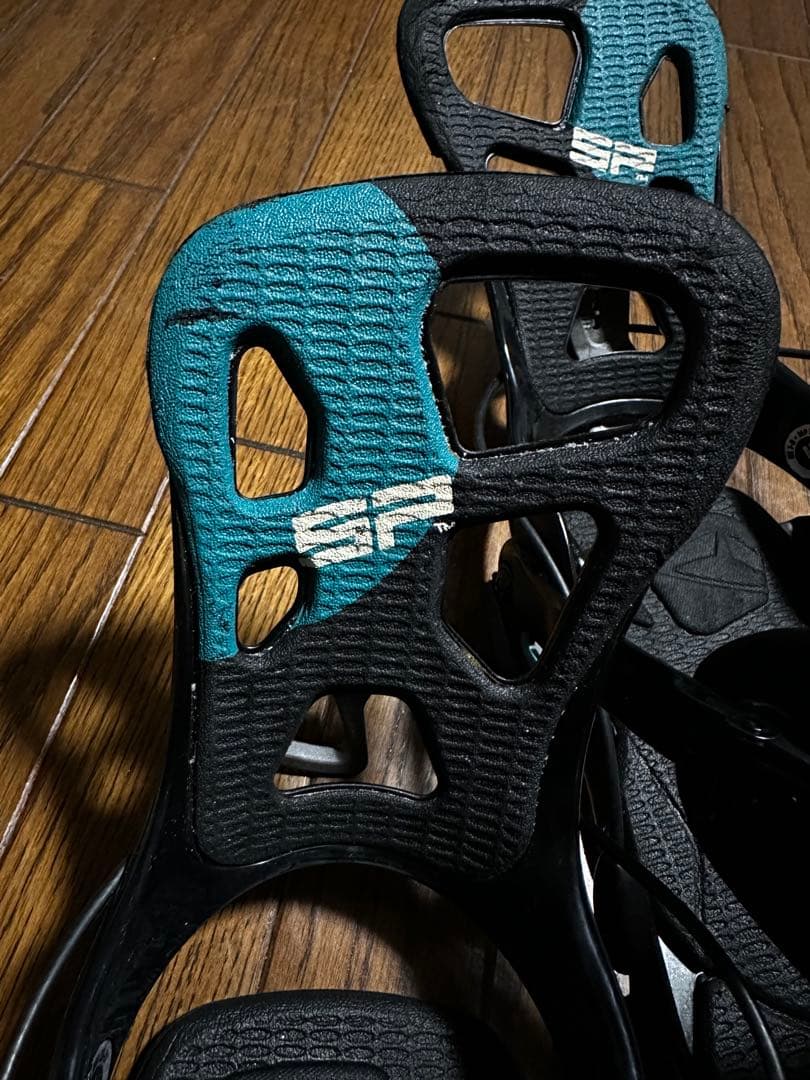 SPスノーボードビンディング ブラック/ブルー