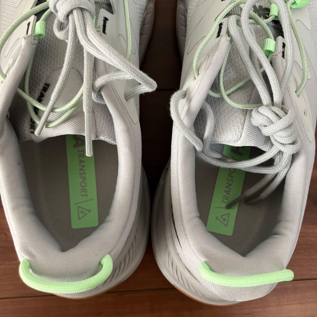 未使用 ホカオネオネ 27cm トランスポート ローカット スニーカー