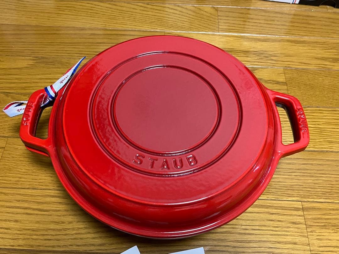 staub 2点セット　　スキヤキ＆グリル、ラムカンチェリー