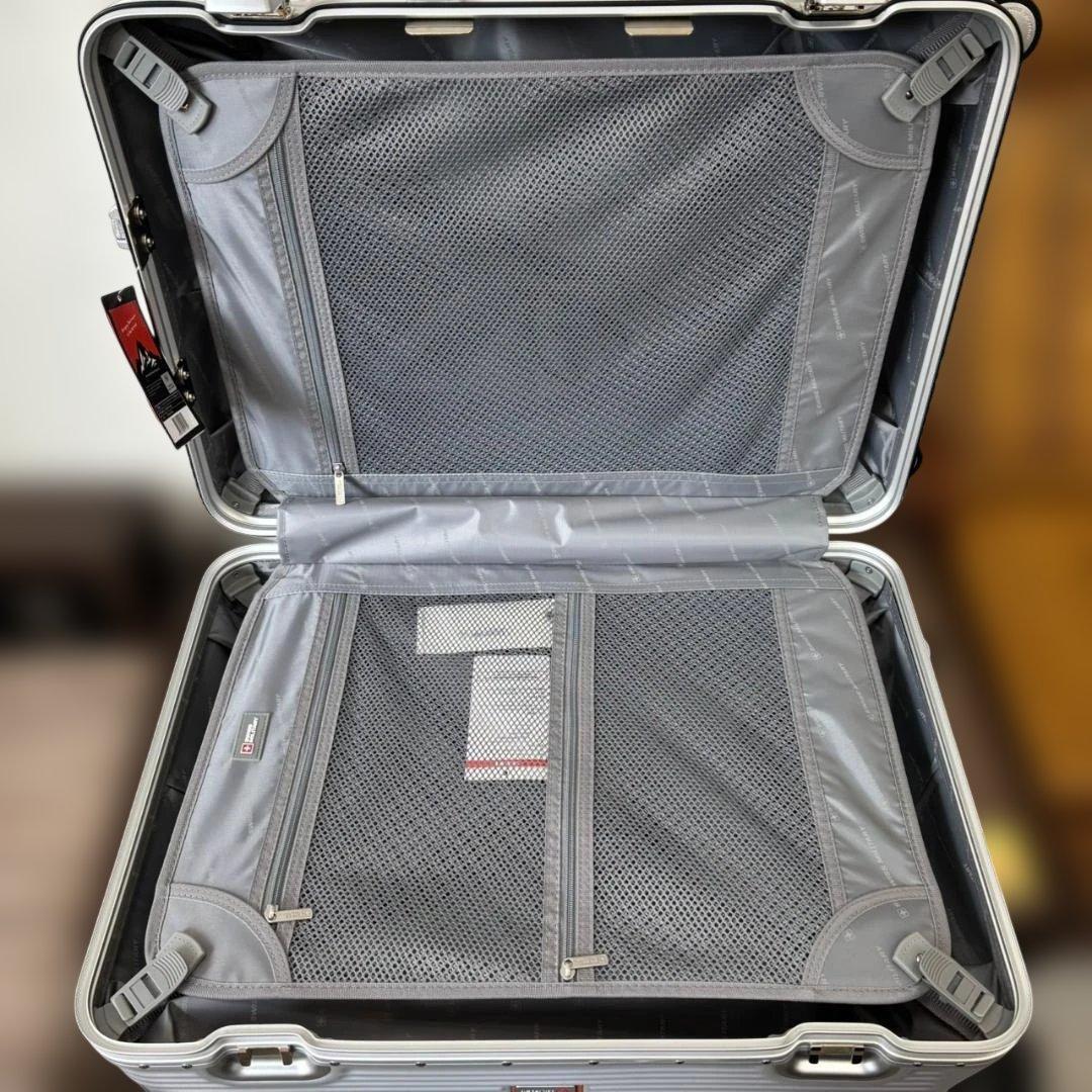 ◇ シルバースイスミリタリー Cタイプ 64L SM-C624 スーツケース