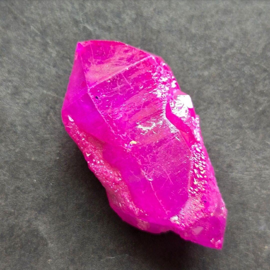 【一点物】ピンク オーラ 水晶 クォーツ ポイント 原石✩.*˚