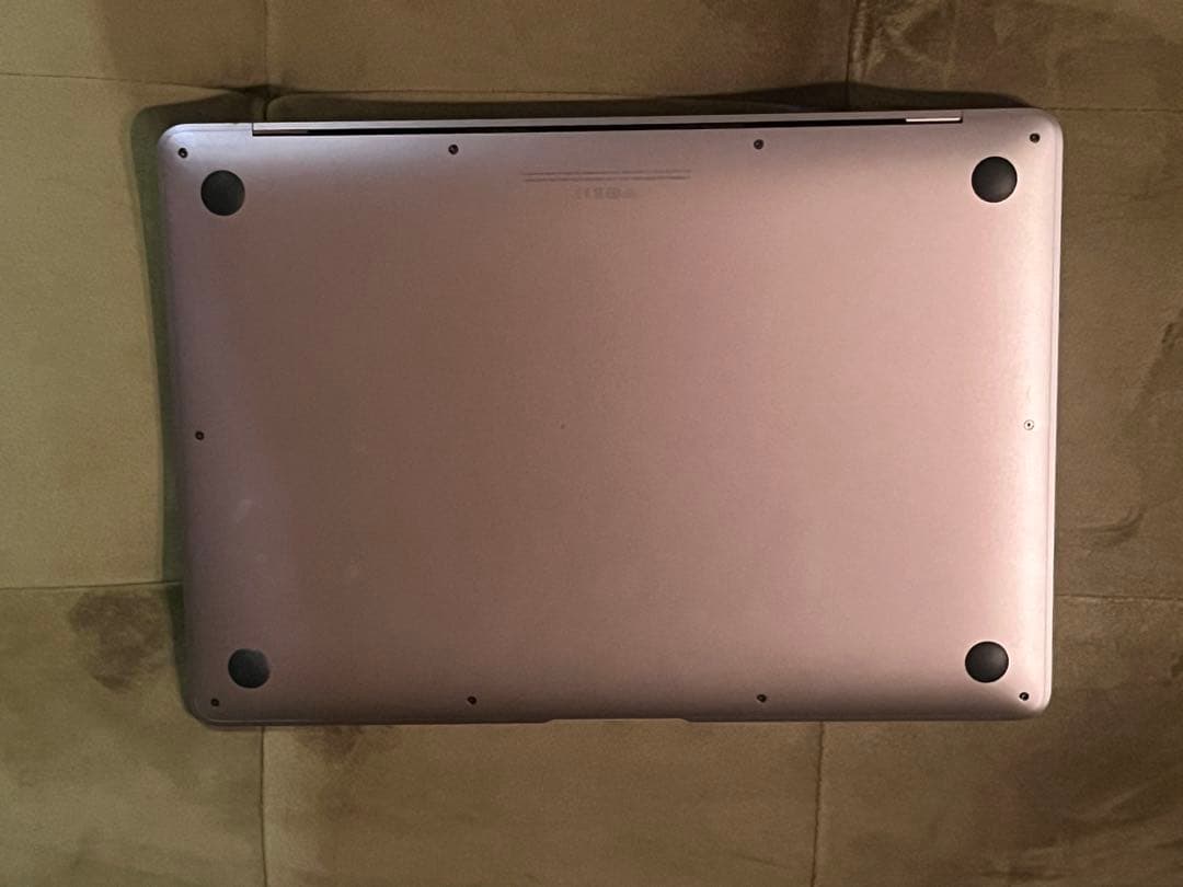 バ*ナ様 Apple MacBook Air 本体　画面割れあり