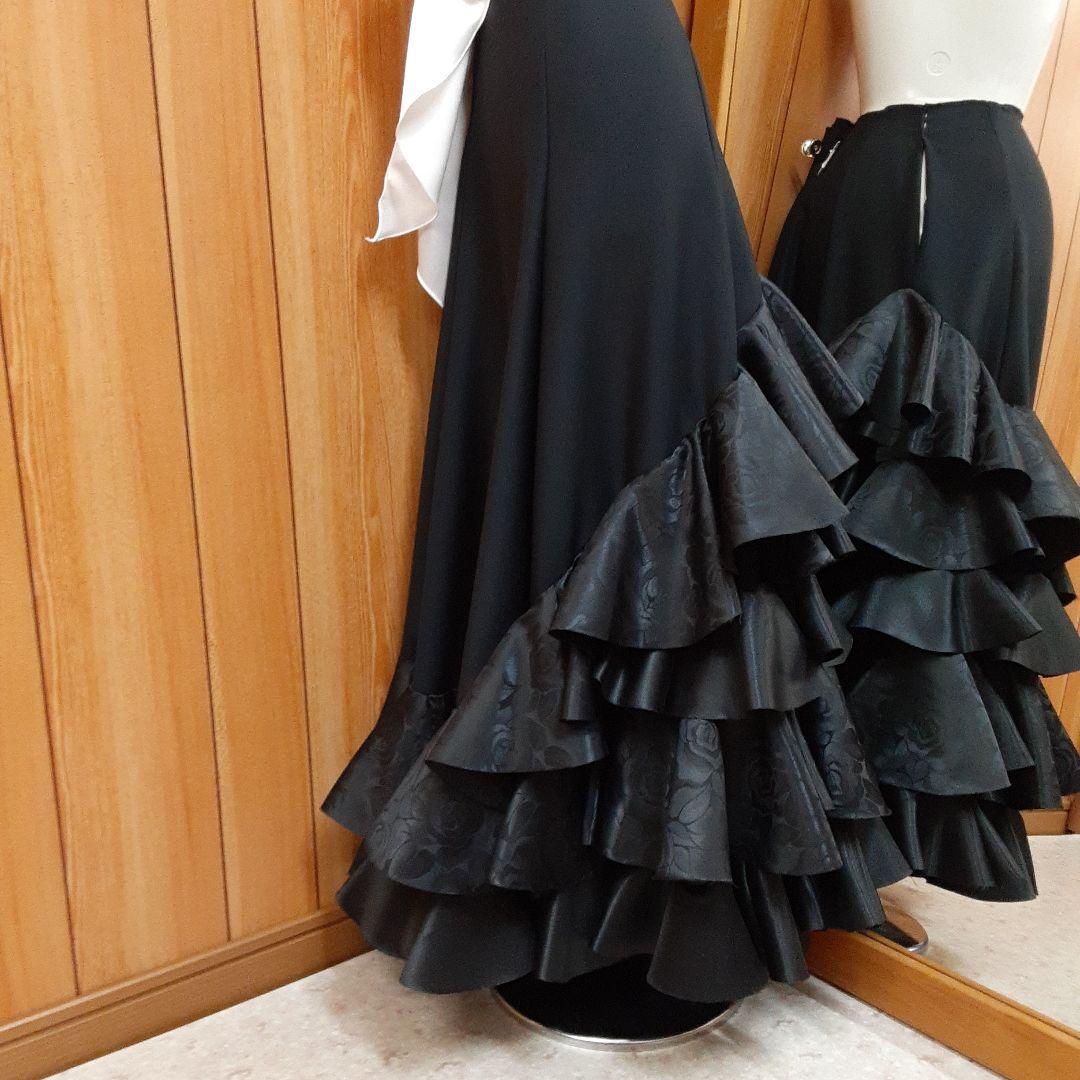 フラメンコ衣装　☆ファルダのみ　ブラックファルダ豪華フリル
