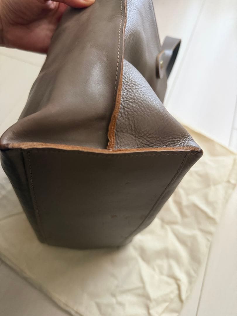 L BISONTE（イルビゾンテ）