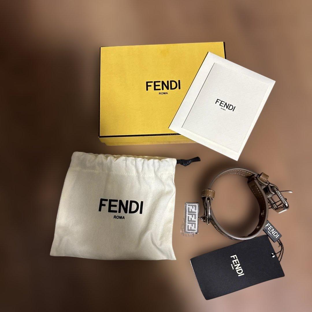 【新品】　FENDI 犬　首輪
