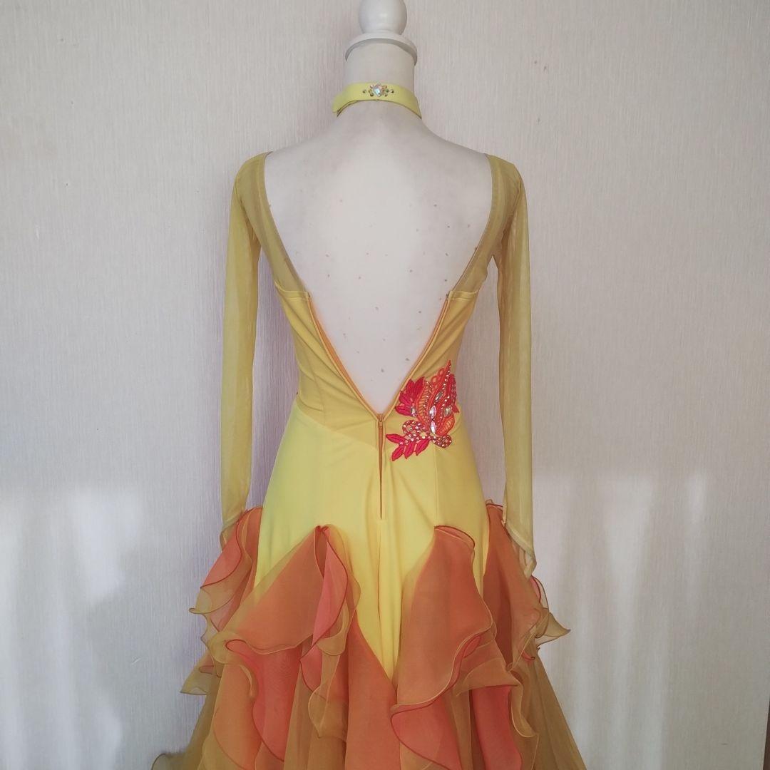 社交ダンス　ドレス　未使用 白樺ドレス　Ｓサイズ　スタンダード　フロート4本付き