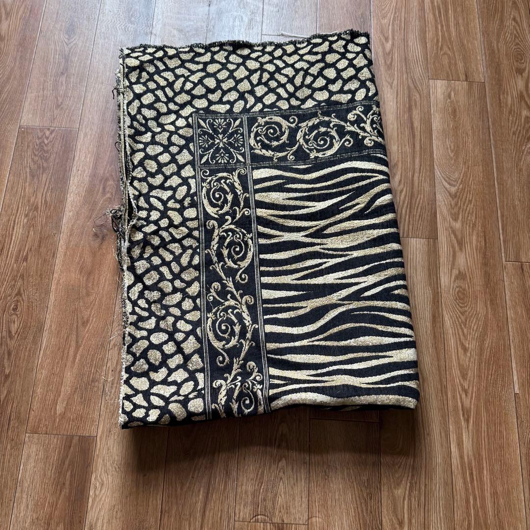 ヨーロッパゴブラン＊ゼブラ柄とヒョウ柄のラグ生地約140x200cm