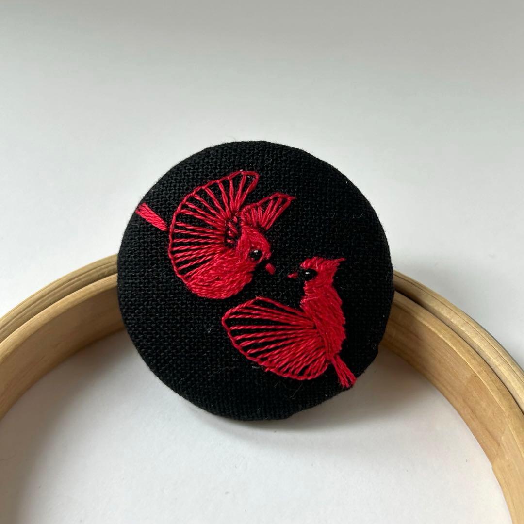 ハンドメイド刺繍ブローチ　bulaunbulaun様ご確認ページです。