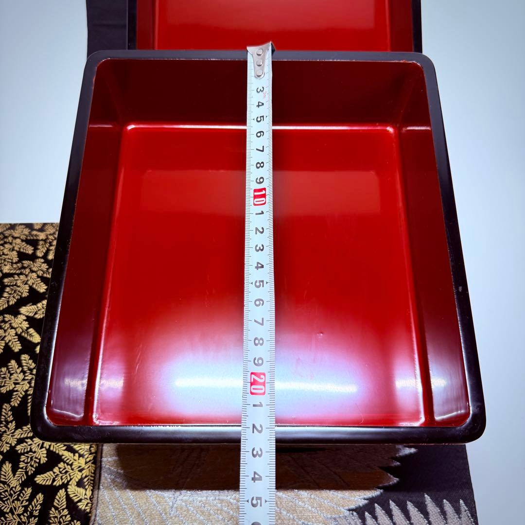 漆器輪島塗　蒔絵金彩細工　沈金木製　三段　重箱箱