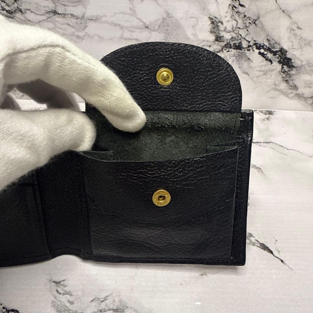 (美品)大人気、イルビゾンテ、折り財布、オールレザー、シボ革、型押し、人気色、黒