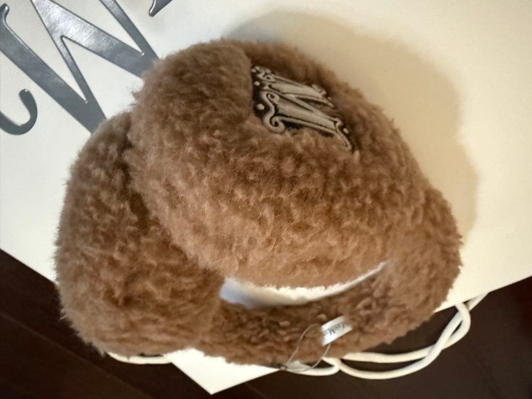 Max Mara テディベアイヤーマフ
