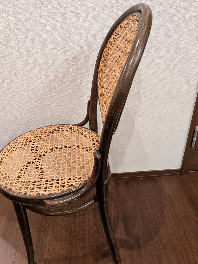AIDEC　アンティークチェア　籐の椅子　曲げ木　ラタン
