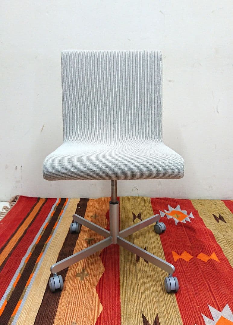 カッシーナイクスシー ブ ーメラン キャスター新品交換済 デスクチェア