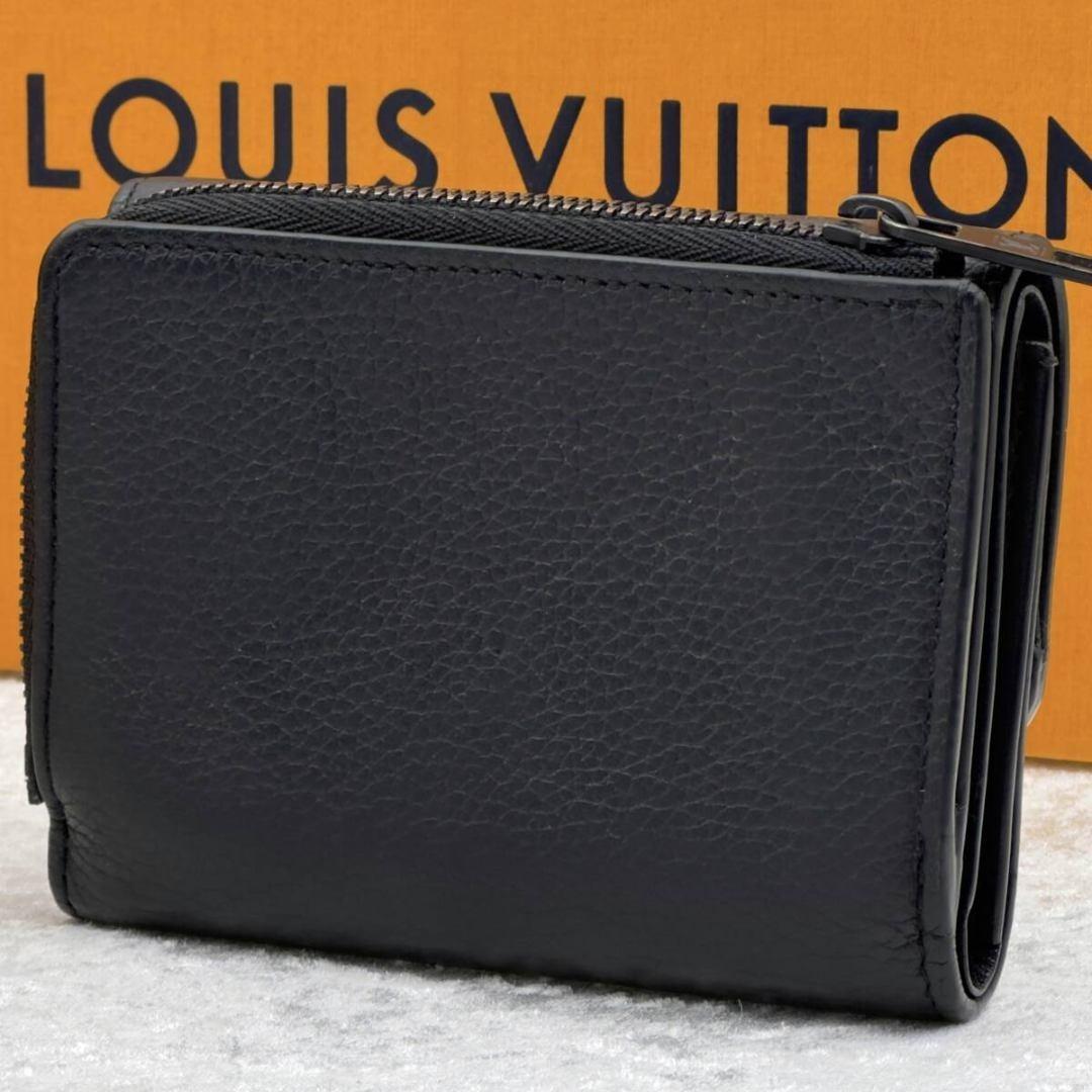 ルイヴィトン パイロット ブラック アエログラム 折り財布