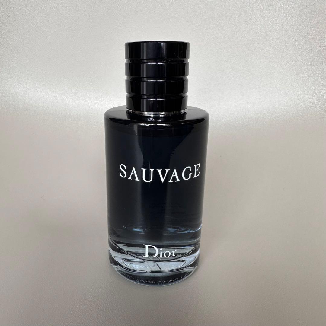 Dior Sauvage ソヴァージュ　オードゥトワレ　100mL