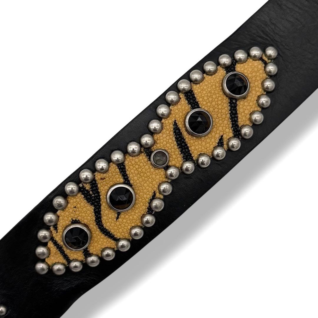 希少品 HTC Stingray PYRAMIDS NEW BLACK 32