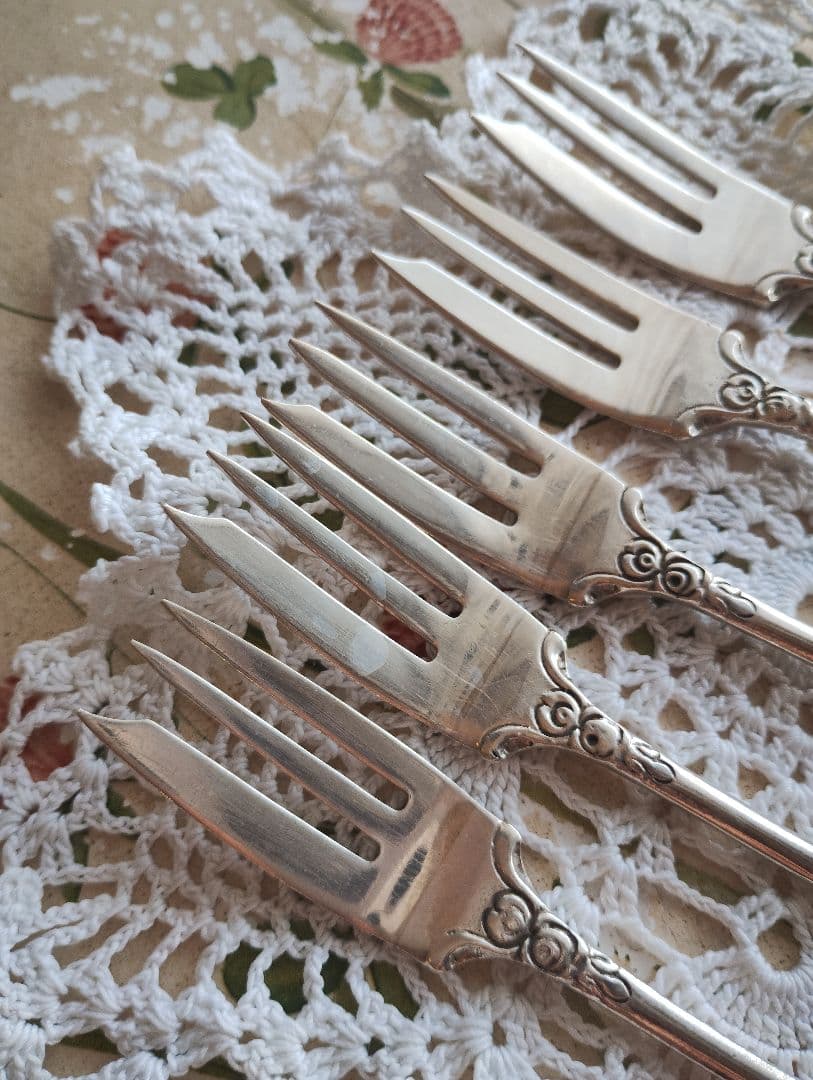 ヒルデスハイムローズ　バラ装飾ヴィンテージフォーク5本セット　刻印あり