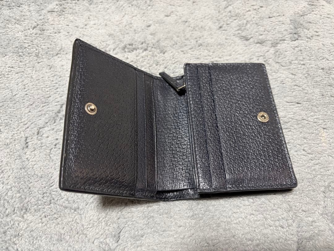 Gucci GGパターン 二つ折り財布　ネイビー
