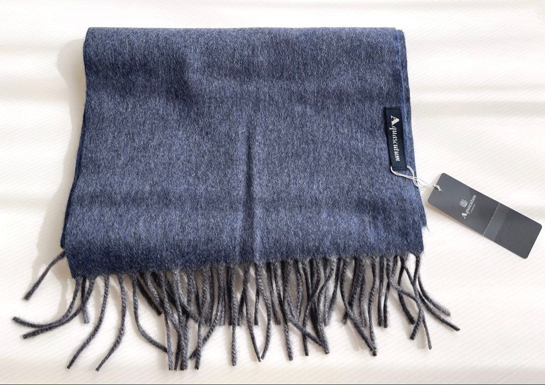 【新品タグ付き】Aquascutum ダークブルー カシミヤマフラー