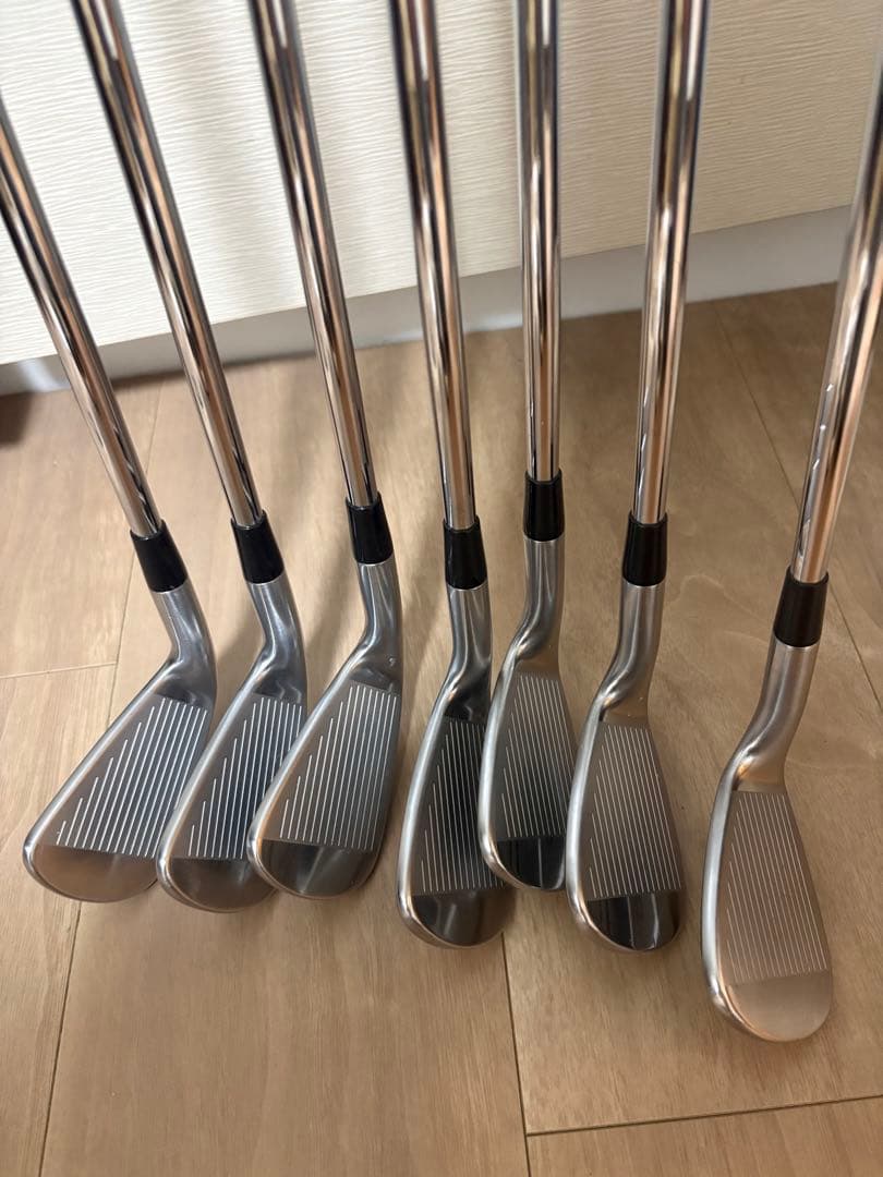 Cobra KING TOUR アイアン　5-G ７本セット