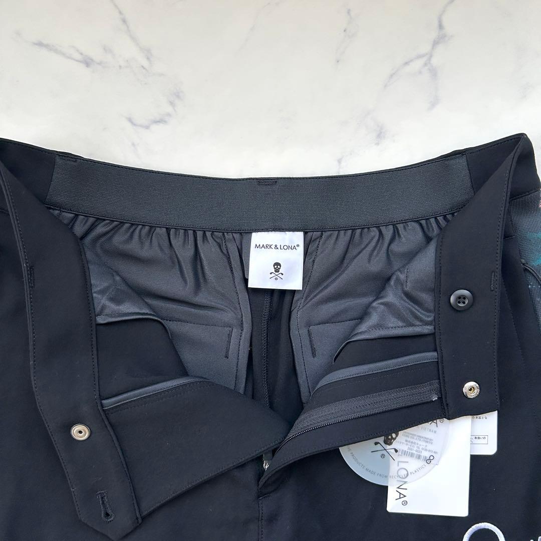 新品タグ付き マークアンドロナ 2025年モデル ハーフパンツ グラフィック