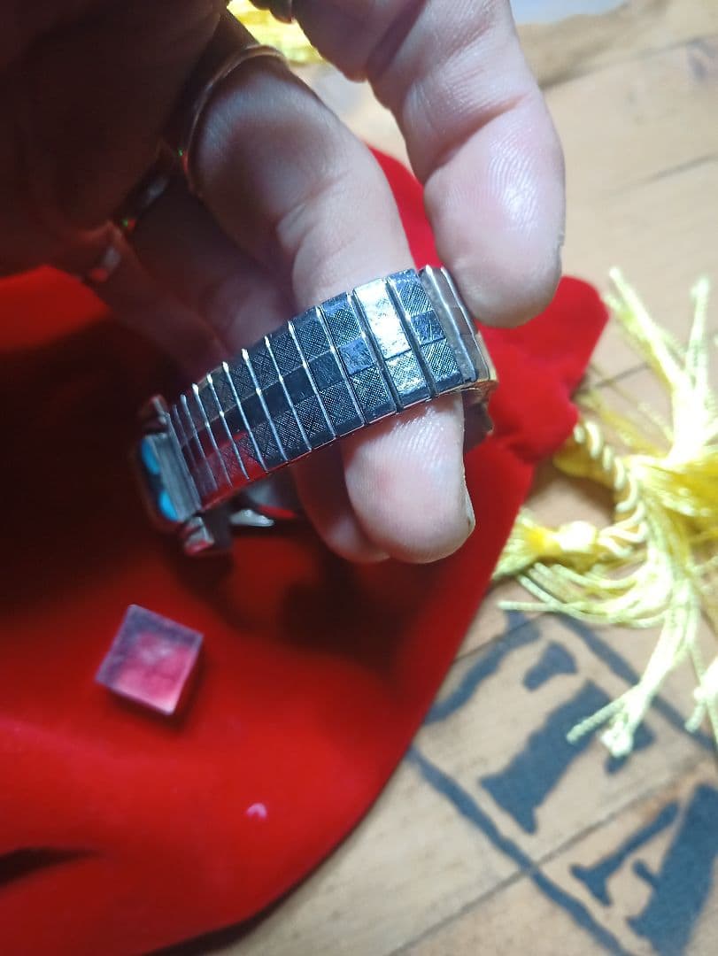 インディアンジュエリー　ズニ族　ターコイズ インレイ シルバーバングルウォッチ