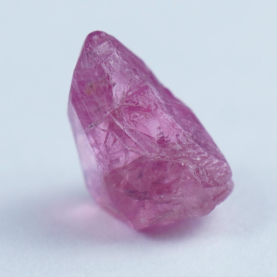 ウインザサファイア　結晶　タンザニア産