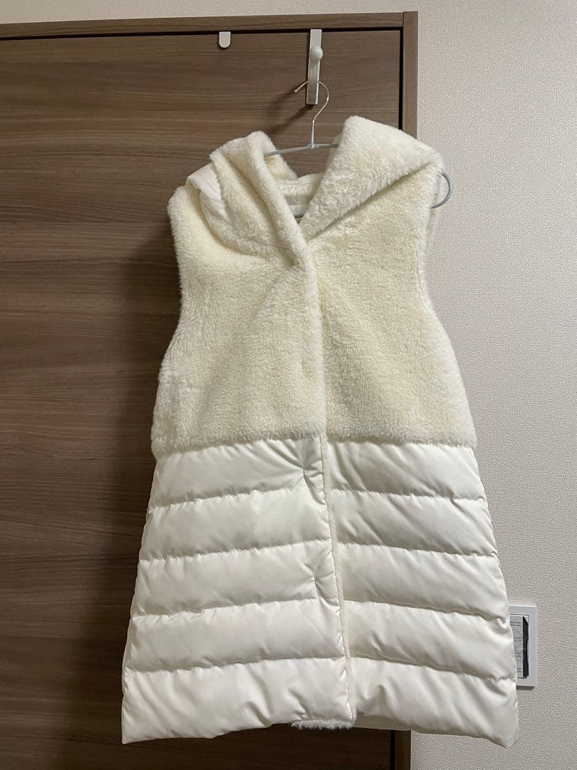 エムプルミエ M-Premier フェイクファーロングベスト