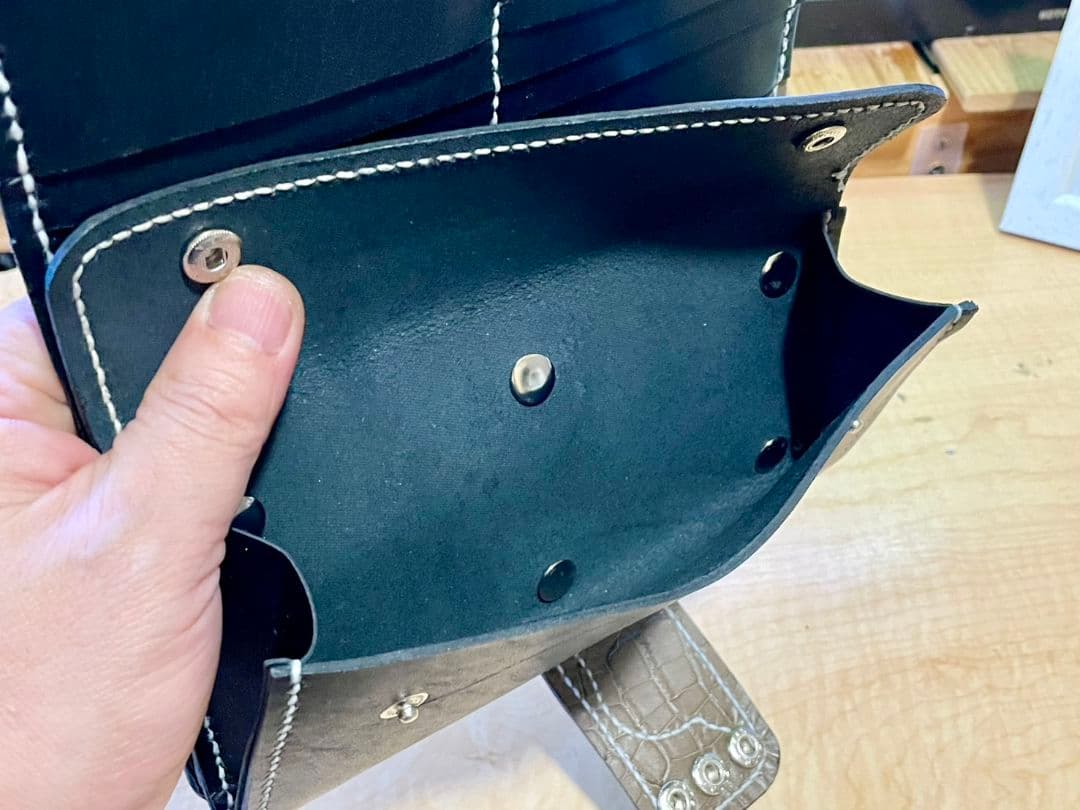 長財財布☆牛本皮・クロコ調★【新品】★