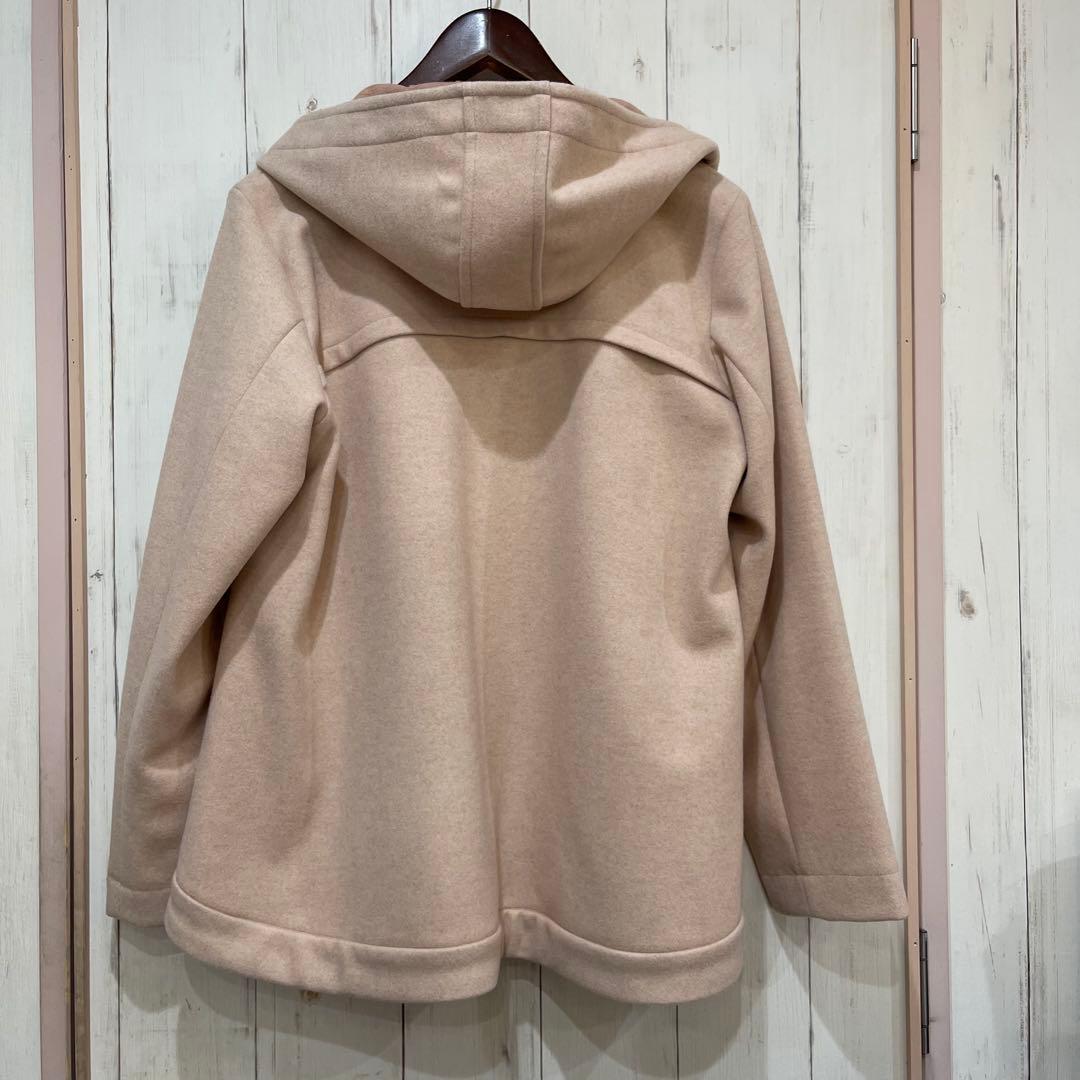 にゃりあな ですLucruca レディース　新品コート　軽め　38