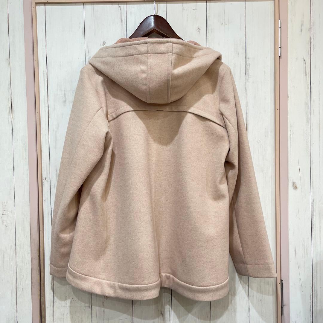 にゃりあな ですLucruca レディース　新品コート　軽め　38