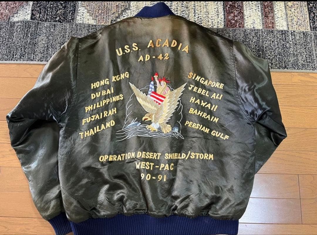 ヴィンテージ　スーベニアジャケット　90s