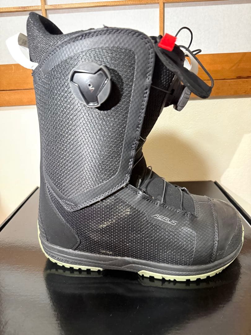 スノーボード YONEX AERUS BOA 26.0cm