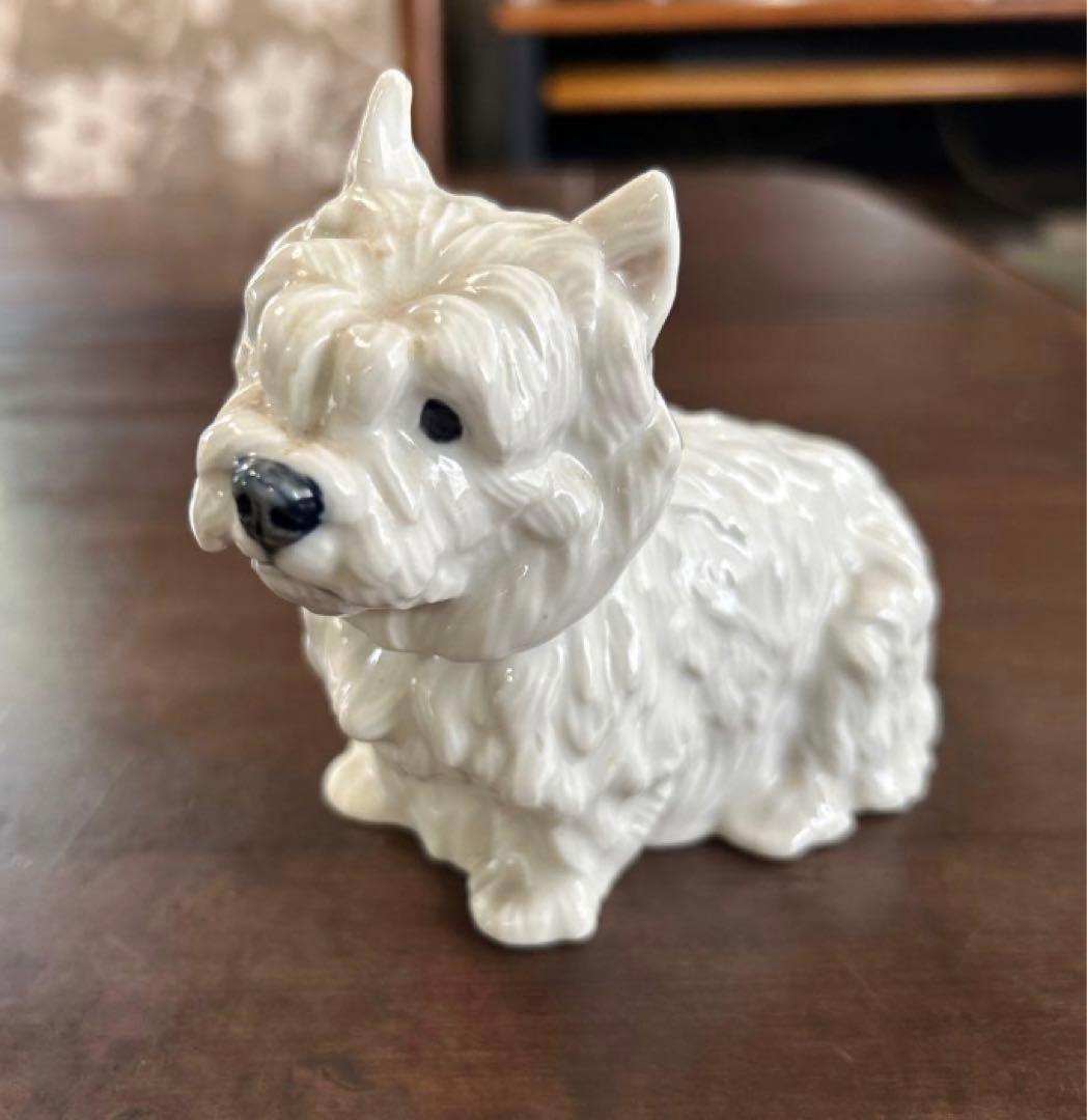 ロイヤルコペンハーゲン　犬　陶器置物
