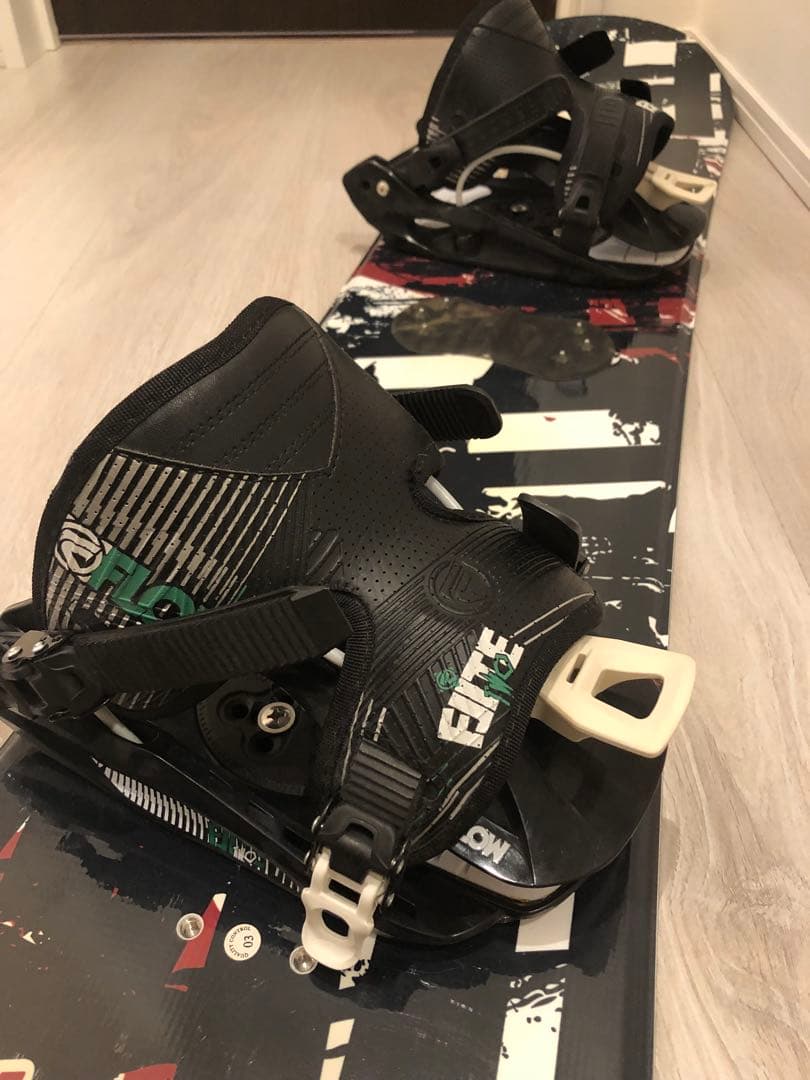 FLOW スノーボード 150cm 数回使用