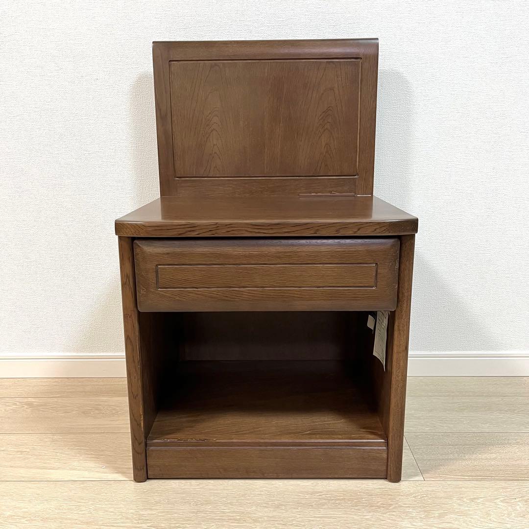 (て50)コンセント付き karimoku カリモク ナイトテーブル サイド