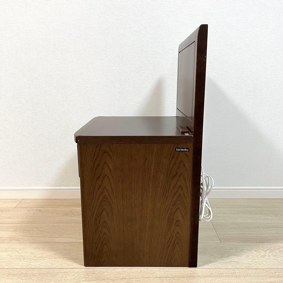 (て50)コンセント付き karimoku カリモク ナイトテーブル サイド
