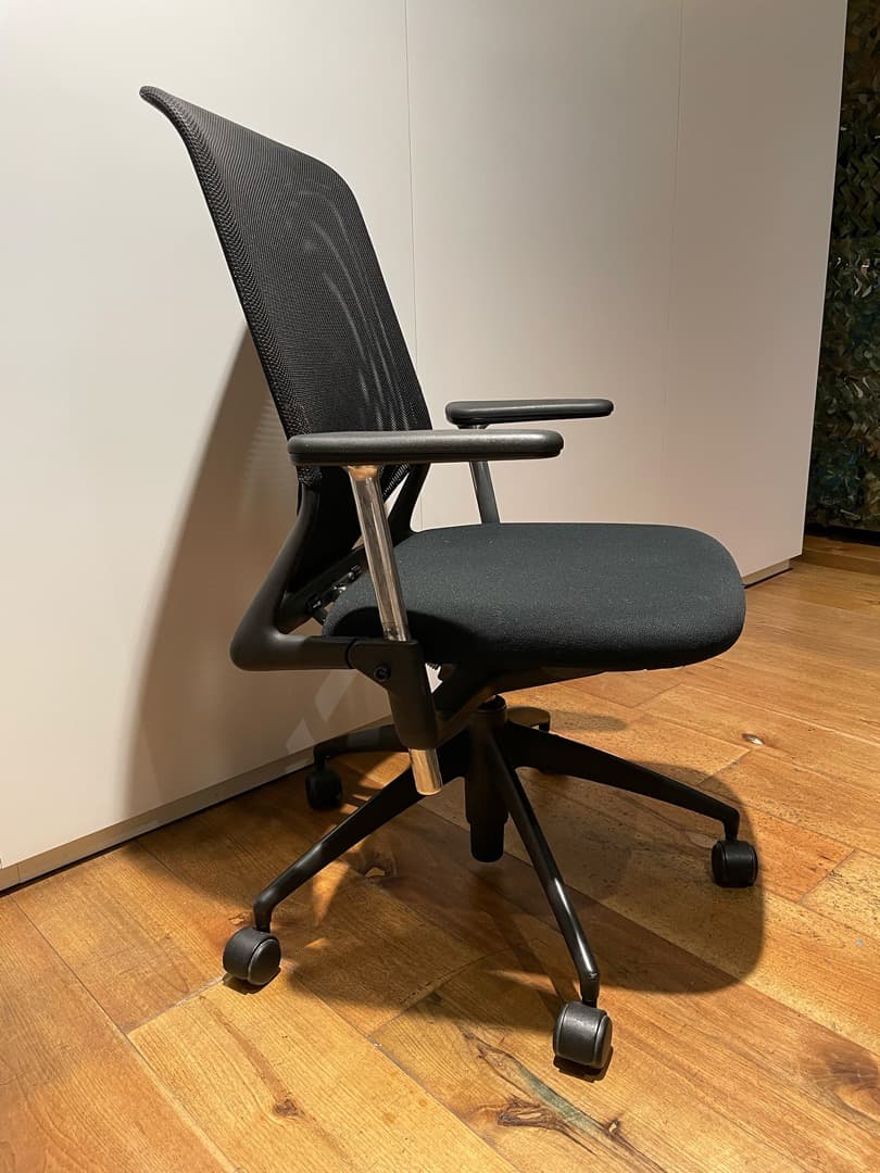 ヴィトラ　AMチェア　ブラック　オフィスチェア